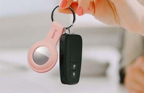 Чехлы для AirTag: Чохол LAUT HUEX TAG для AirTag з міцного силікону з брелоком для ключів, рожевий