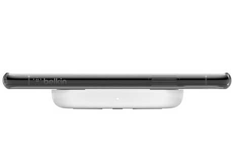 Зарядные устройства для iPhone: Беспроводное ЗУ Belkin Pad Wireless Charging Qi, 15W, белое