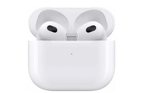 AirPods 3: Apple AirPods 3 with Lightning Charging Case