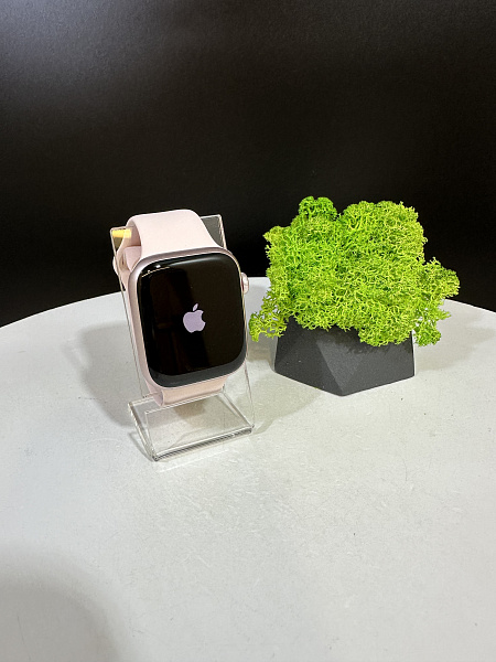 Apple Watch БУ: Apple Watch Series 9 45mm OEM Не активовані Pink Aluminum Case with Light Pink Sport Band - M/L
